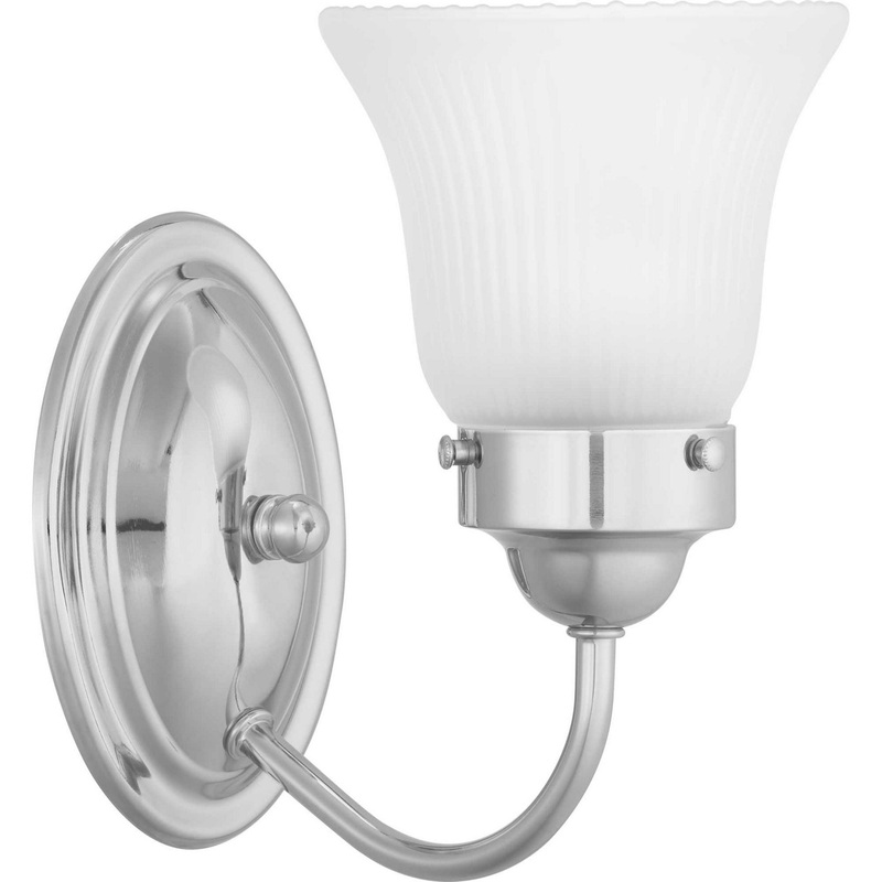 Fluted Glass-Etched One Light Bath Bracket in Polished Chrome