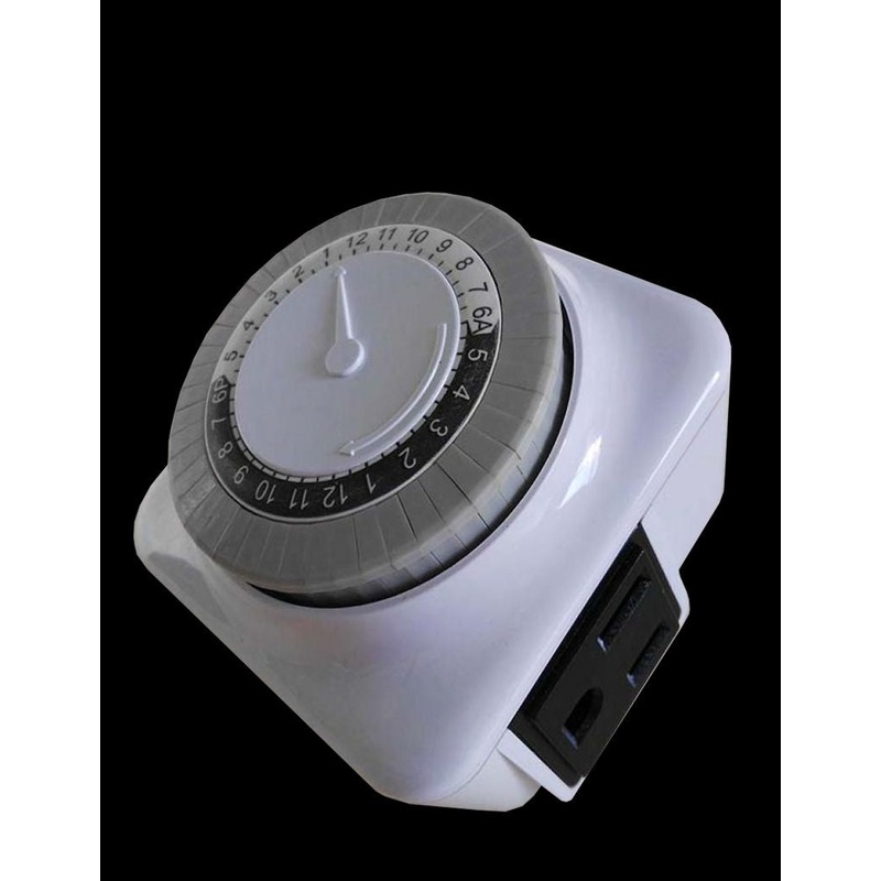 24-Hour 3-Prong Mechanical Plug-In Timer